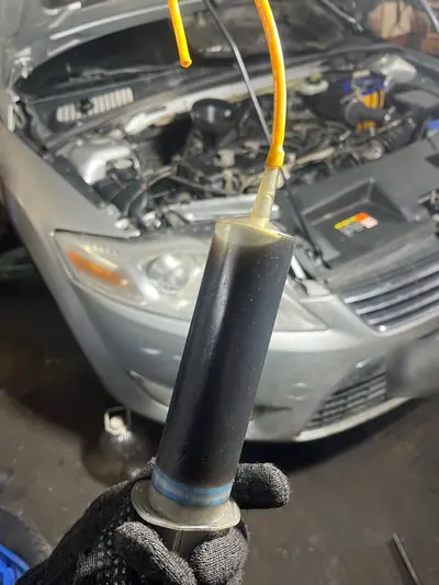 Ford Mondeo: техобслуживание: форсунки, ГУР, помпа и ремни, фото 2 из 4