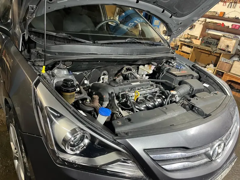 Hyundai Solaris: тормозные шланги, жидкости и ТО, фото 1 из 2