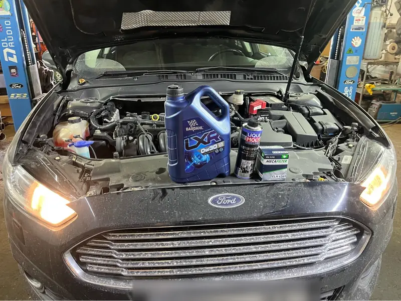 Ford Mondeo: замена масла и фильтра, фото 1 из 1