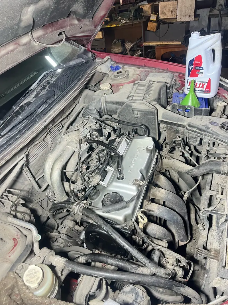 Mitsubishi Lancer 9: сальники ГРМ, помпа и свечи, фото 1 из 2